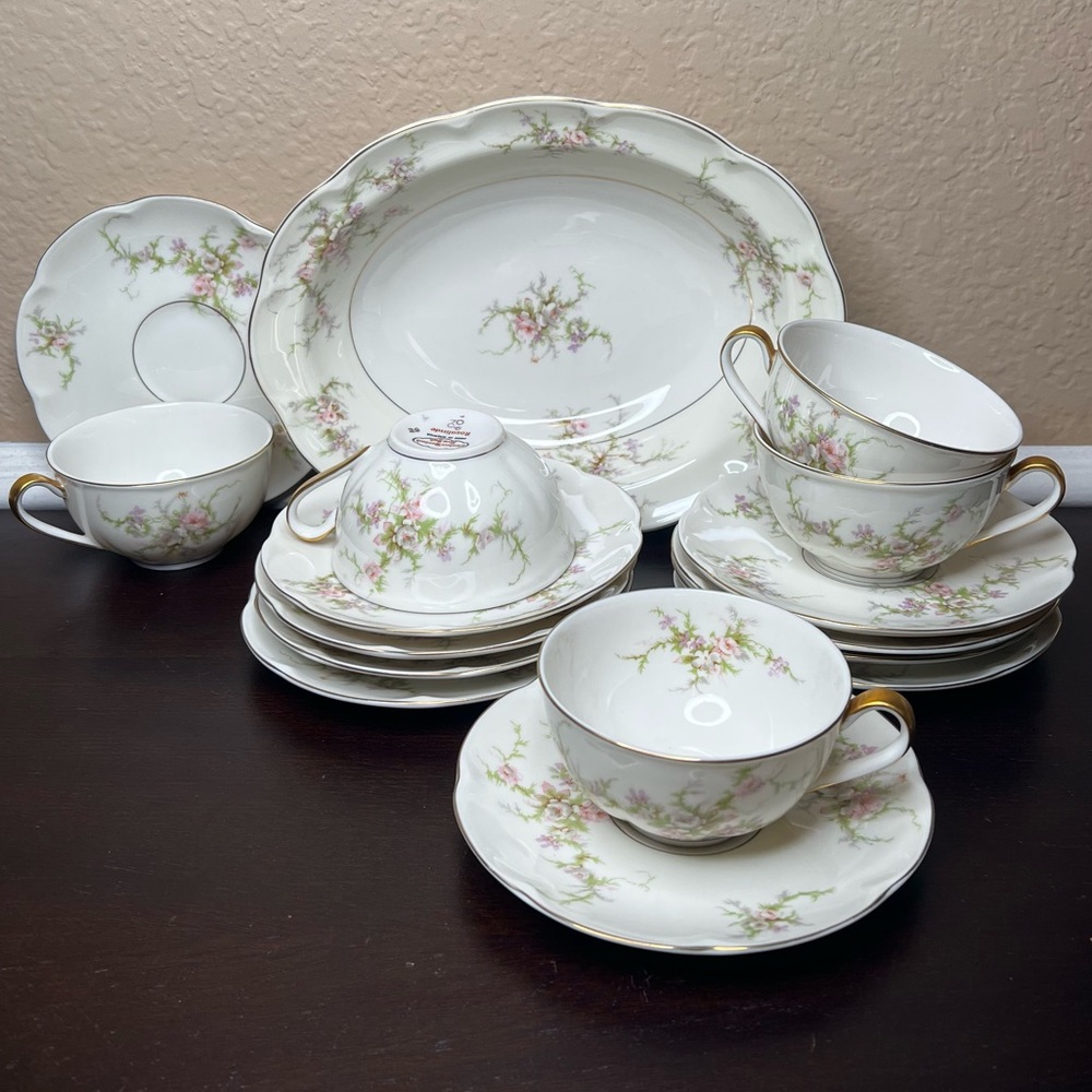 Vintage Theodore Haviland New York Rosalinde China, 10” vegetable platter